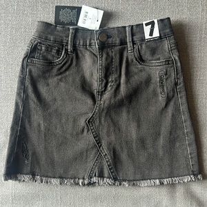 NEW Cotton On Kids Black Denim Mini Skirt Size 7 NWT